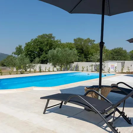 וילה Life Vucevica